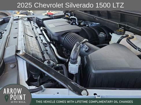 Used 2025 Chevrolet Silverado 1500 LTZ AWD/4WD image 14