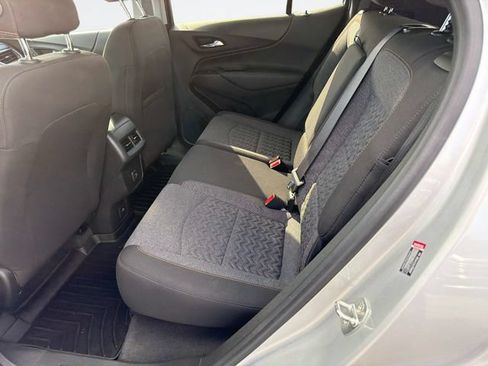 Used 2022 Chevrolet Equinox LT FWD image 15