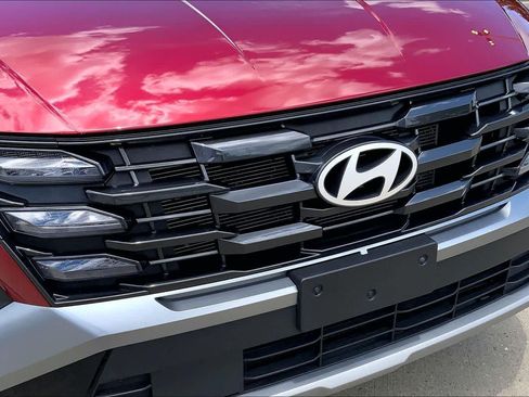 Used 2025 Hyundai Tucson SEL FWD image 30