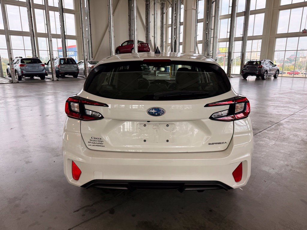 Certified 2024 Subaru Impreza 2.0i AWD/4WD image 4