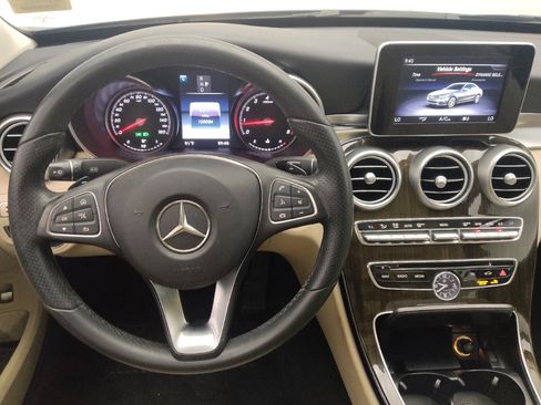 Used 2018 Mercedes-Benz C 300 Sedan w/ Premium Package image 22
