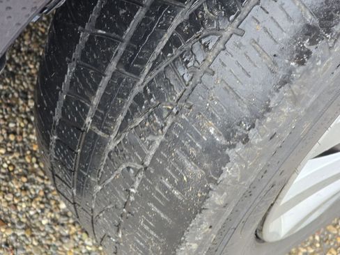 Used 2010 Toyota Sienna LE image 30