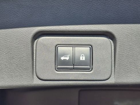 Used 2021 Nissan Rogue SL image 30