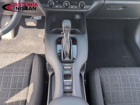 Used 2024 Honda HR-V LX image 22