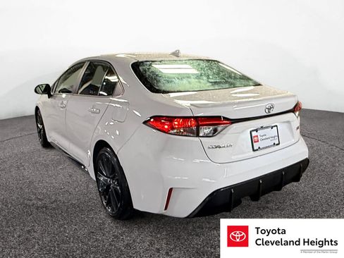 Certified 2025 Toyota Corolla SE image 4