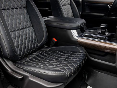 Used 2024 Chevrolet Silverado 1500 RST w/ All Star Edition Plus image 37