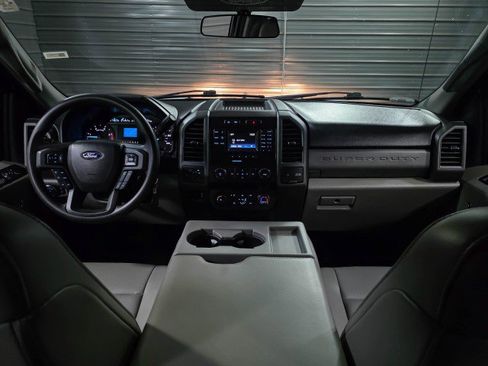 Used 2019 Ford F250 XL w/ Power Equipment Group image 15