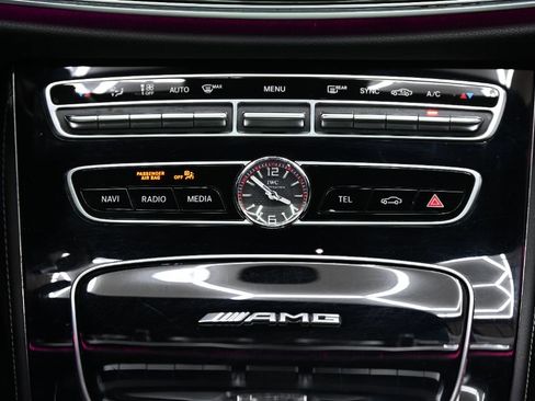 Used 2019 Mercedes-Benz E 63 AMG S image 35
