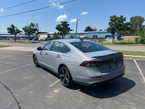 Certified 2025 Honda Accord Sport image 7