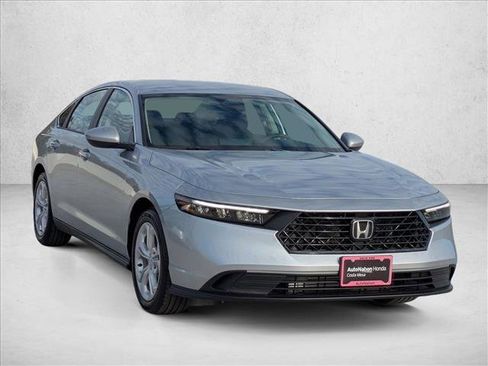 New 2025 Honda Accord LX image 7