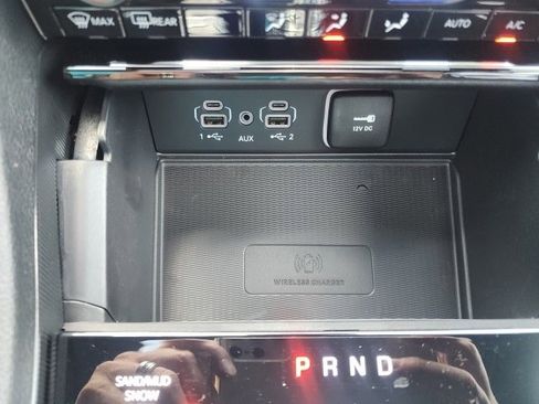 New 2025 Jeep Grand Cherokee Limited w/ Luxury Tech Group II image 9