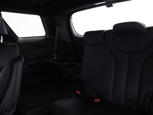 Used 2025 Hyundai Palisade Calligraphy image 15