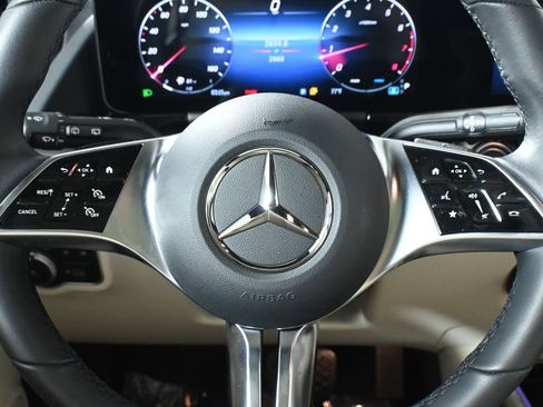 Certified 2026 Mercedes-Benz GLA 250 4MATIC image 17