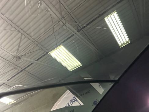 Used 2018 Tesla Model X 75D image 48