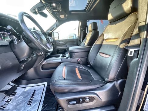 Used 2023 GMC Sierra 2500 AT4 w/ AT4 Premium Plus Package image 19