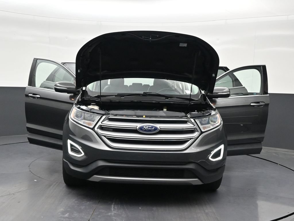 Used 2018 Ford Edge Titanium FWD image 41