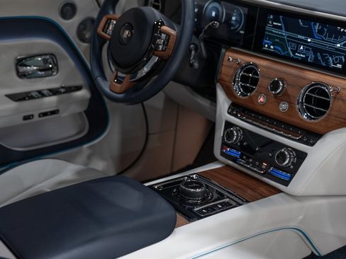 Used 2024 Rolls-Royce Spectre w/ Spectre Launch Package image 59