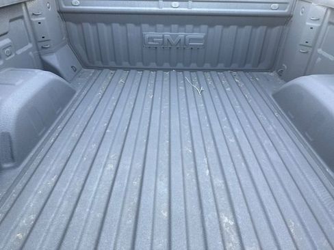 Used 2025 GMC Sierra 1500 Denali w/ Denali Reserve Package AWD/4WD image 11