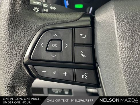 Used 2023 Toyota Sienna LE image 24