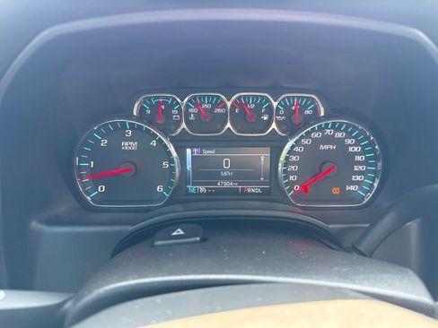 Used 2017 Chevrolet Silverado 1500 LT w/ LT Fleet Convenience Package AWD/4WD image 7