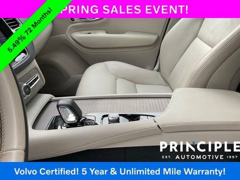 Certified 2023 Volvo XC90 B5 Plus w/ Protection Package Premier image 17