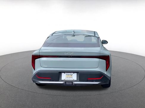 Used 2025 Kia K4 LXS image 12