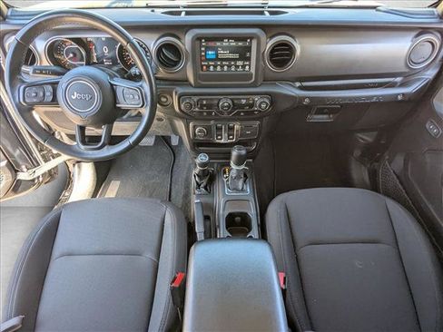 Used 2022 Jeep Wrangler Sport AWD/4WD image 18