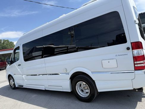Used 2017 Mercedes-Benz Sprinter 3500 image 23