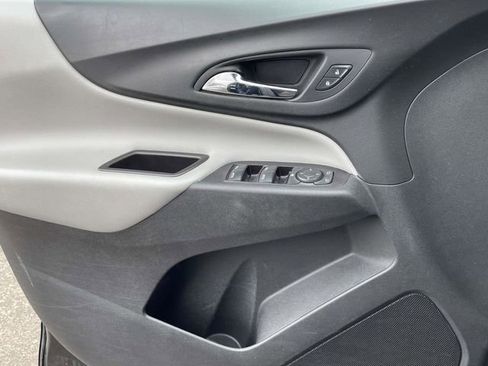 Certified 2020 Chevrolet Equinox LS w/ LS Convenience Package image 26