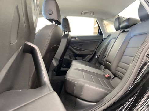 Used 2024 Volkswagen Jetta SE image 12