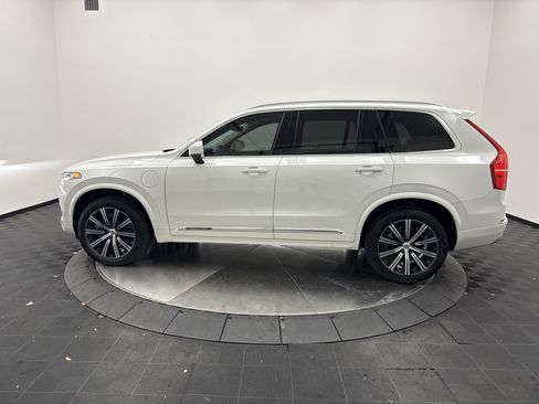 Used 2022 Volvo XC90 T8 Inscription AWD/4WD image 4