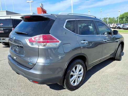 Used 2015 Nissan Rogue SV FWD image 15