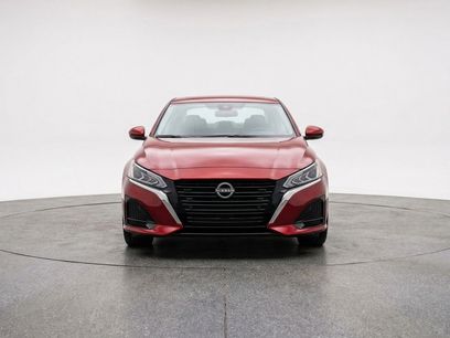 Used 2025 Nissan Altima 2.5 SV