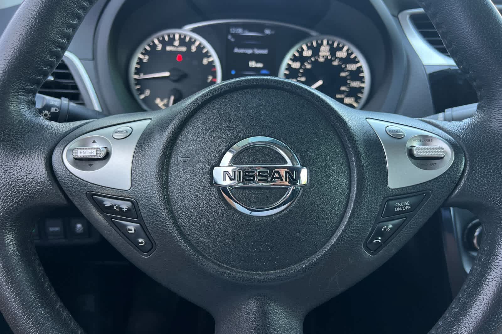 Used 2016 Nissan Sentra SR w/ Driver's Assist Package FWD image 25