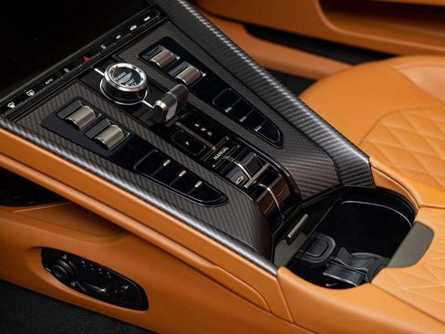 Used 2026 Aston Martin DB12 Convertible image 34