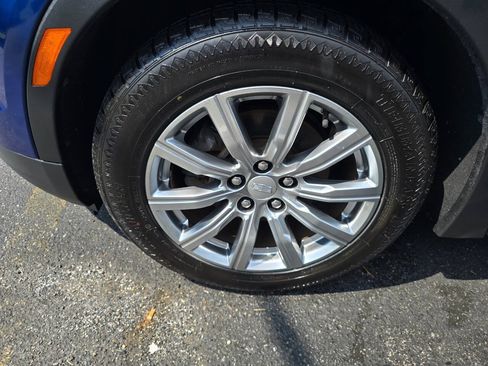 Used 2019 Cadillac XT4 Premium Luxury FWD image 12