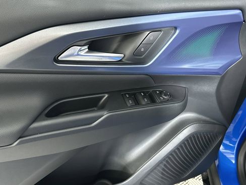 New 2026 Chevrolet Equinox EV LT image 77