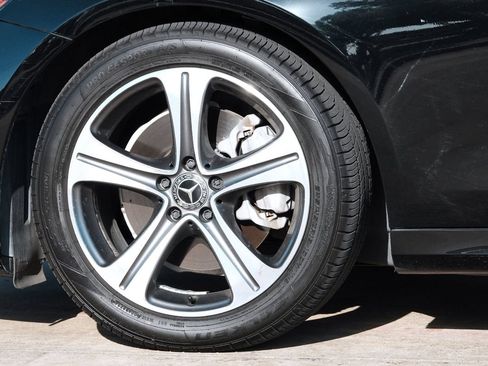 Used 2019 Mercedes-Benz E 300 image 26