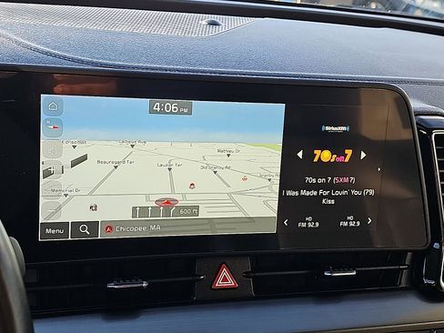 Used 2023 Kia Sportage EX image 17