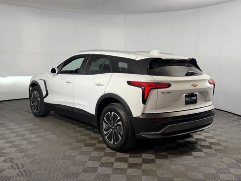 Used 2024 Chevrolet Blazer EV LT AWD/4WD image 9