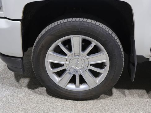 Used 2017 Chevrolet Silverado 1500 High Country AWD/4WD image 10