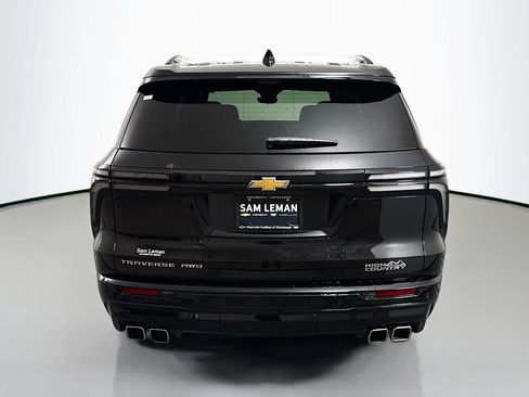 Certified 2025 Chevrolet Traverse High Country w/ LPO, Floor Liner Package image 6