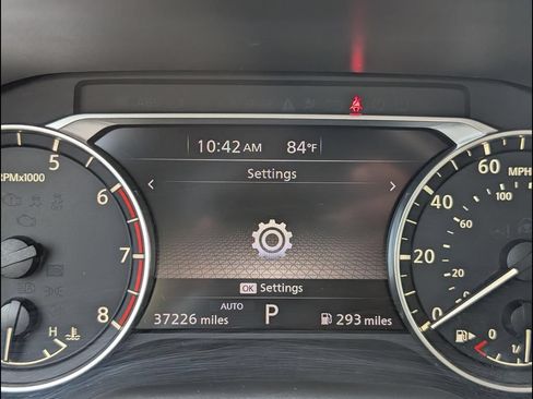 Used 2024 Nissan Rogue SV AWD/4WD image 10