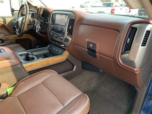 Certified 2016 Chevrolet Silverado 2500 High Country w/ Duramax Plus Package image 30