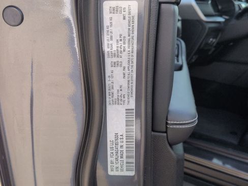 New 2026 Jeep Grand Cherokee Laredo X AWD/4WD image 37