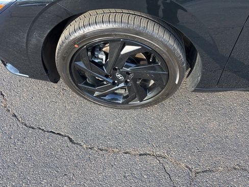 Certified 2026 Hyundai Elantra SEL Sport w/ Cargo Package image 32