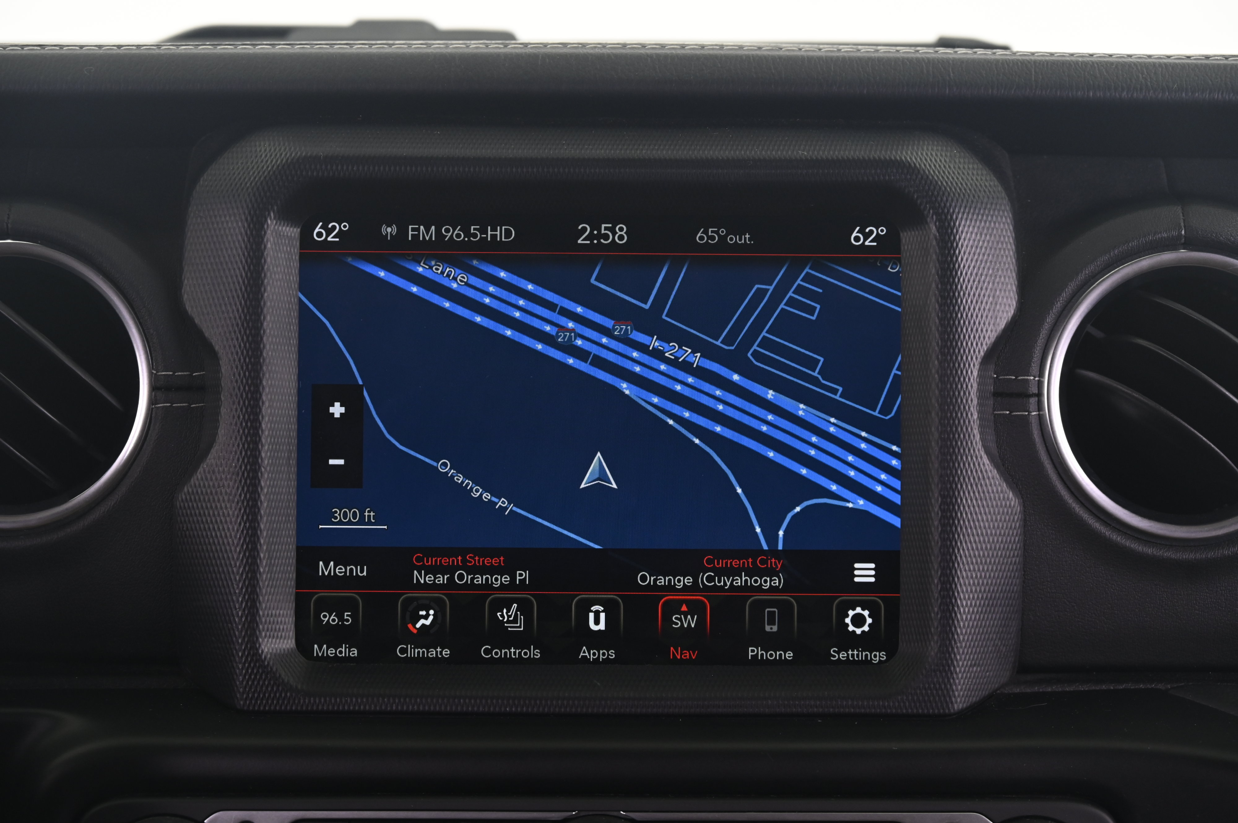 Used 2020 Jeep Wrangler Unlimited Sahara AWD/4WD image 31
