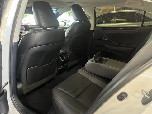 Used 2021 Lexus ES 350 w/ Premium Package FWD image 31