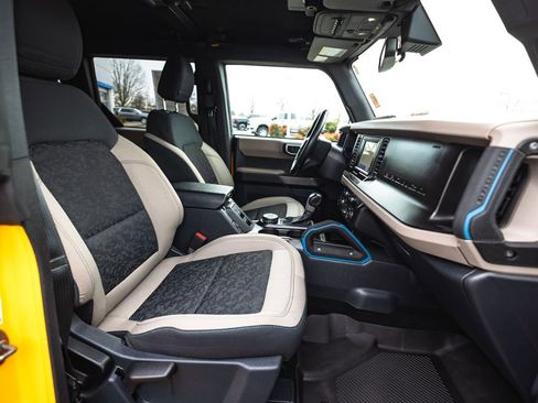 Used 2021 Ford Bronco Wildtrak image 35