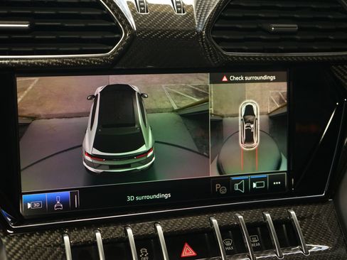 Used 2024 Lamborghini Urus Performante AWD/4WD image 31